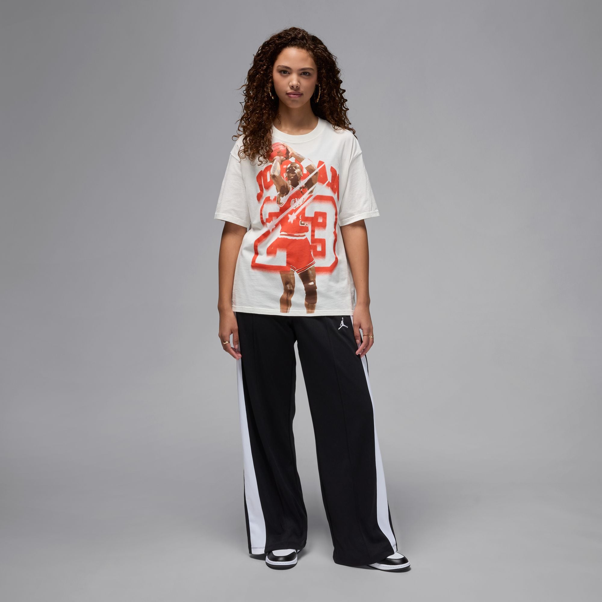 Nike - W Jordan Graphic T-Shirt White/Orange