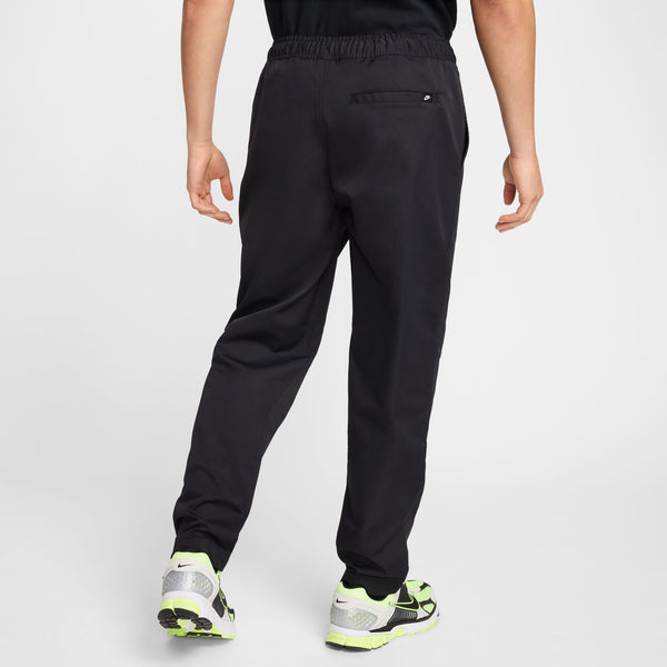 Nike - Club Woven Tapered Pants ~ Black