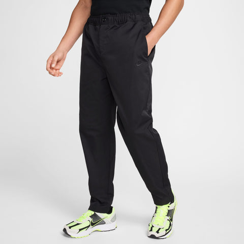 Nike - Club Woven Tapered Pants ~ Black