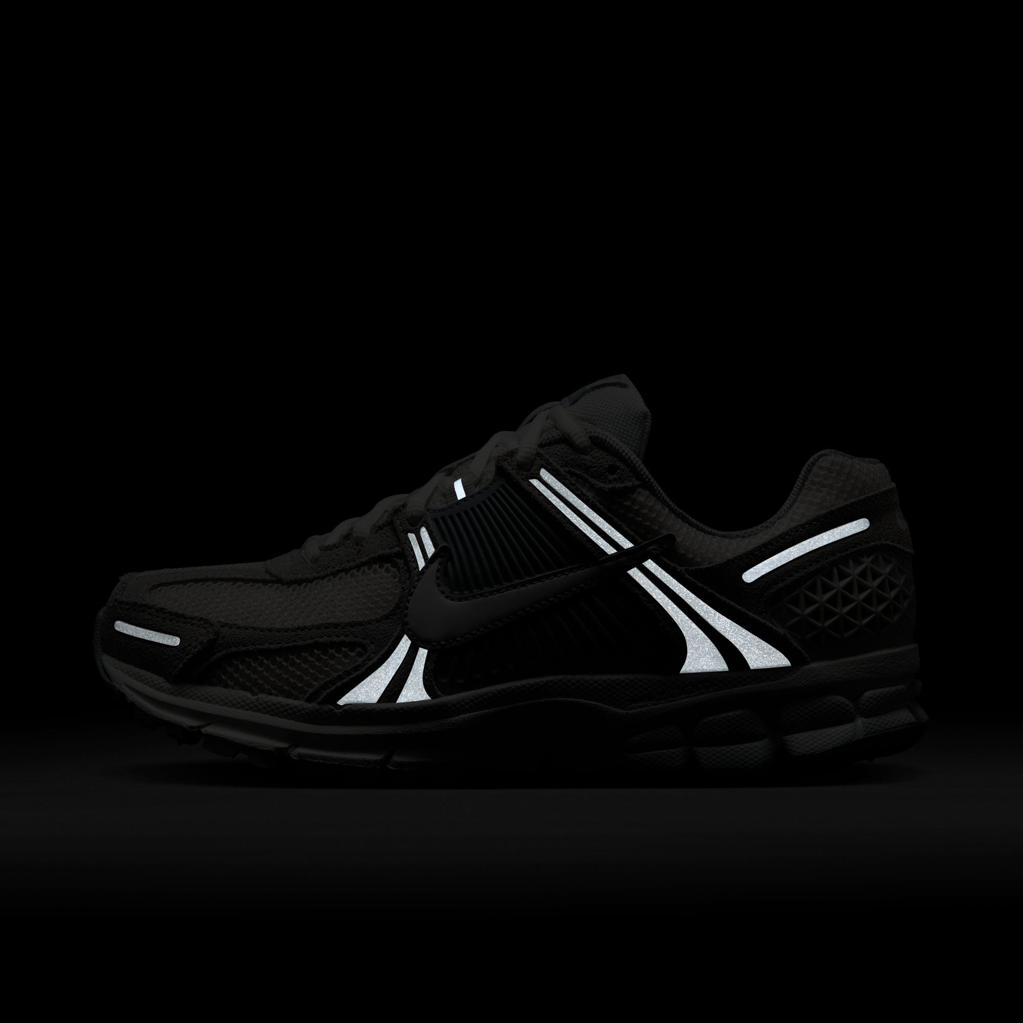 Nike - W Zoom Vomero 5 Pure Platinum
