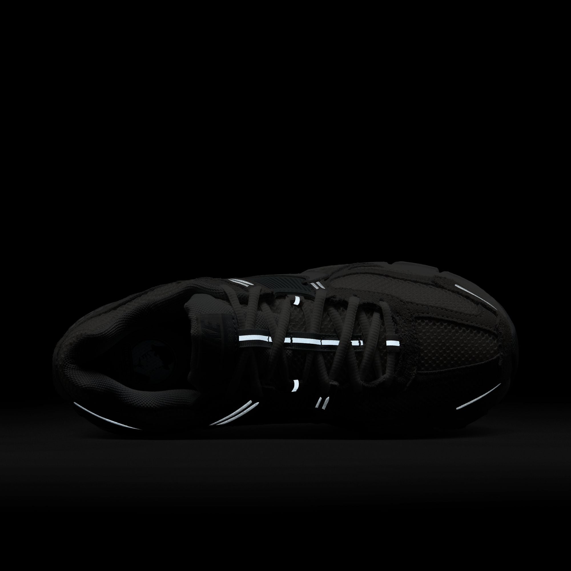 Nike - W Zoom Vomero 5 Pure Platinum