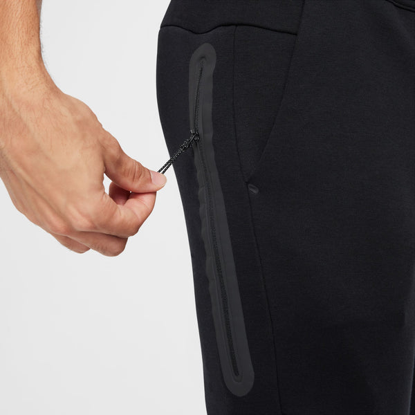 Nike - Tech Fleece Joggers ~ Black