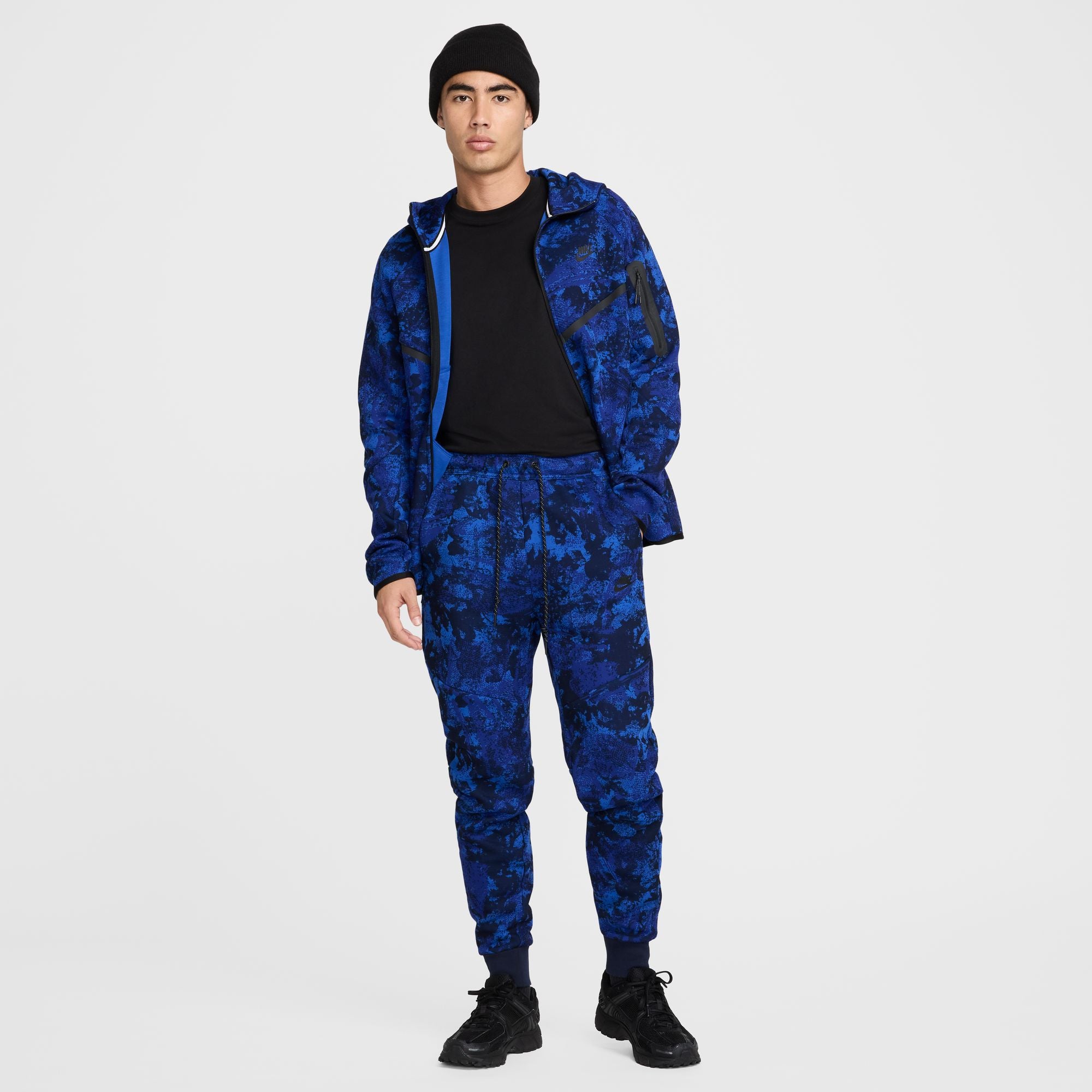 Nike - Tech Fleece Joggers ~ Deep Blue