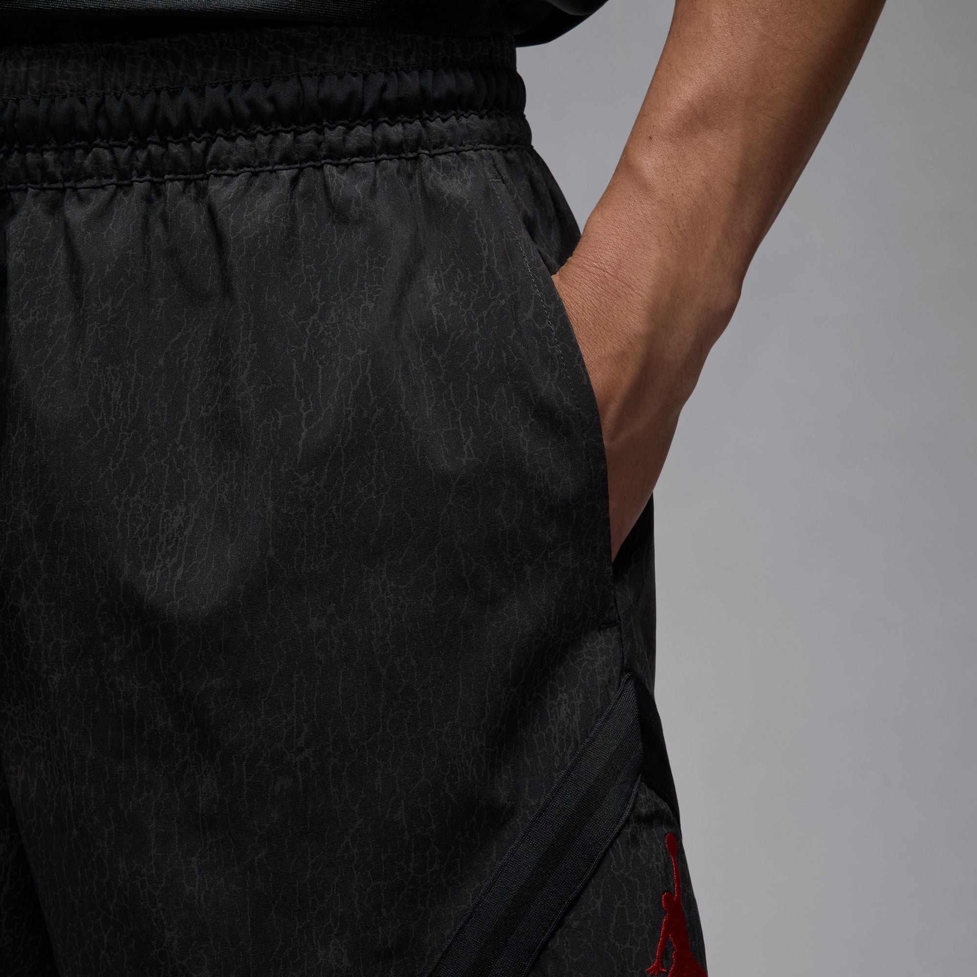Nike - Woven Diamond Shorts Black