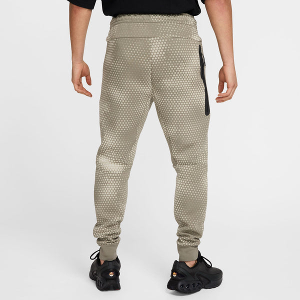 Nike - Tech Fleece Jogger ~ Light Army