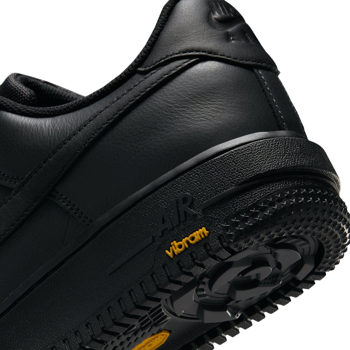 Nike - Air Force 1 GORE-TEX Vibram Black/Speed Yellow-10