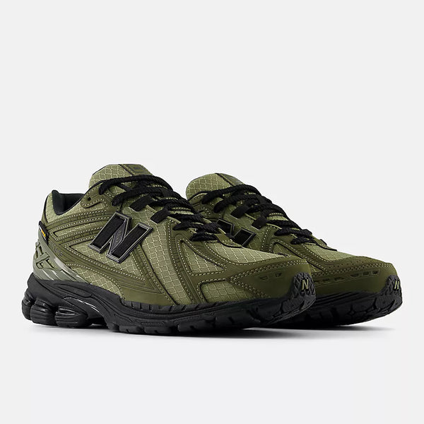 New Balance- M1906 RWA Green/Black