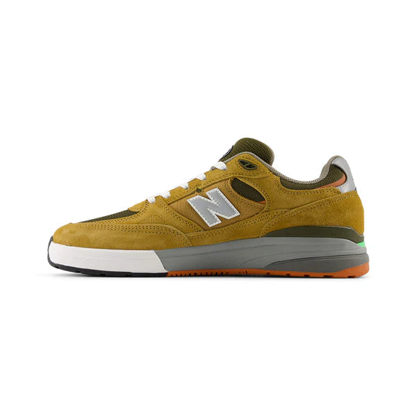 New Balance - Numeric 933 Andrew Reynolds ~ Brown