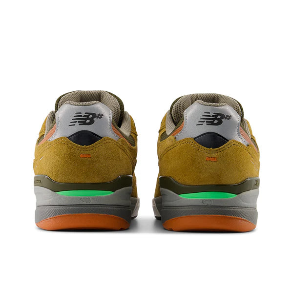 New Balance - Numeric 933 Andrew Reynolds ~ Brown