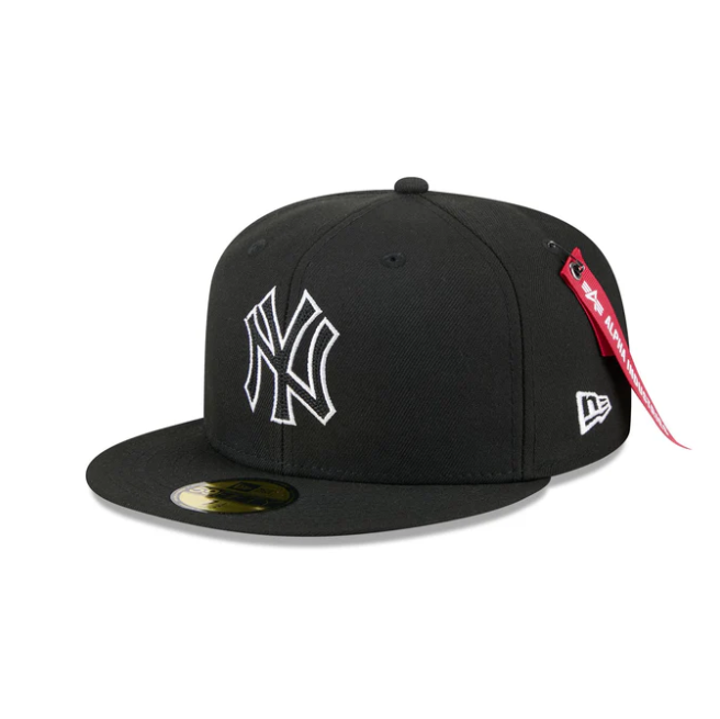 New Era x Alpha Industries NY Yankees Hat Black