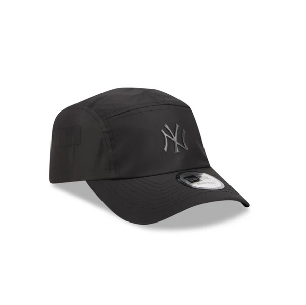 New Era x Alpha Industries - NY Yankees Runner Hat Black