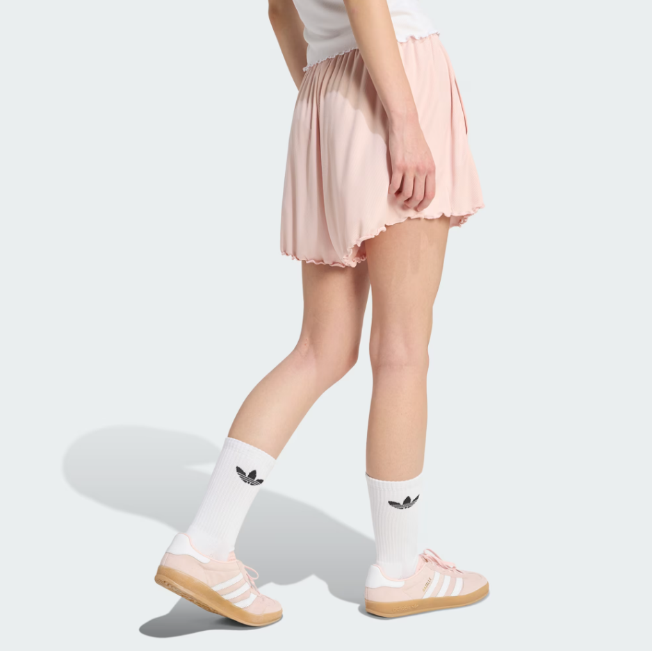 Adidas - W Essentials Scalloped Edge Shorts Sandy Pink
