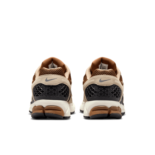 Nike - Zoom Vomero 5 Tan/Grey