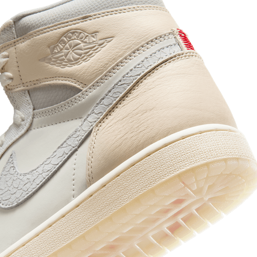 Nike - Air Jordan 1 Retro High OG Sail/University Red
