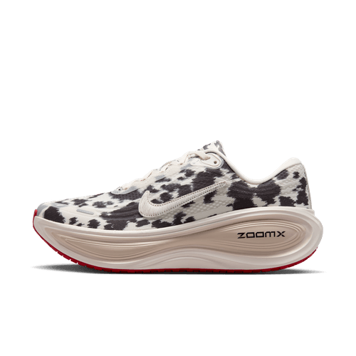Nike - Vomero Plus Sail/University Red/Light Orewood Brown