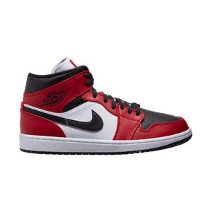 aj1 black toe mid