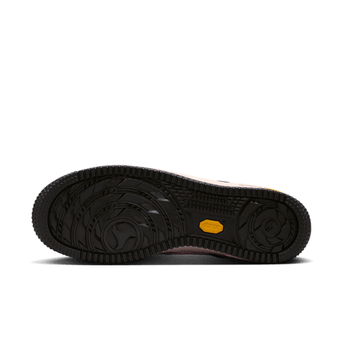 Nike - Air Force 1 '07 LX Vibram Silt Red/Violet