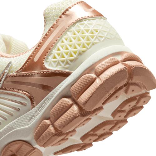 Nike - W Zoom Vomero 5 Rose Gold