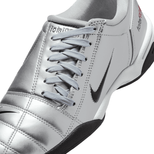Nike - W Total 90 Silver/Black/Red-10