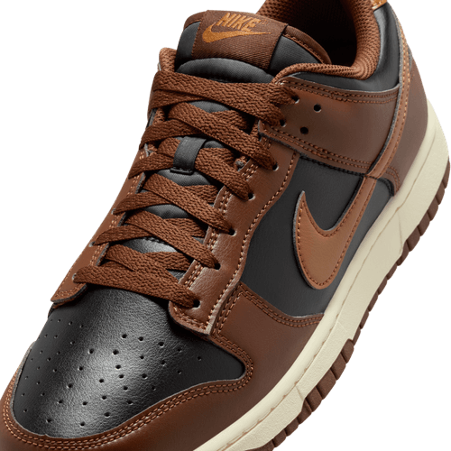 Nike - Dunk Low Retro Black/Brown