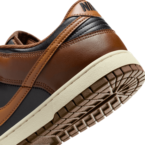 Nike - Dunk Low Retro Black/Brown