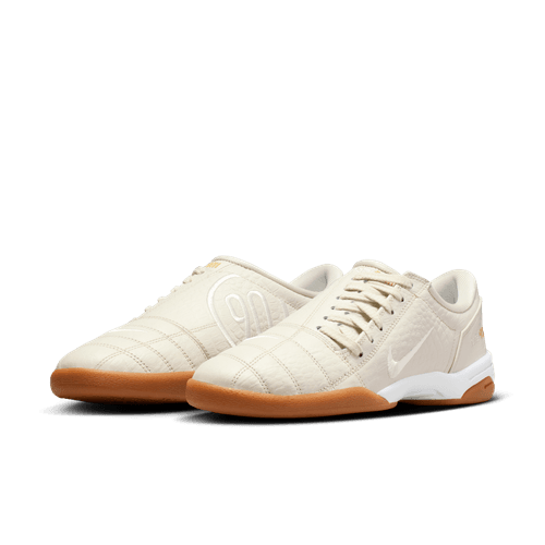Nike - W Total 90 Light Bone