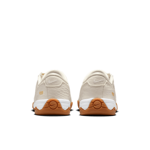 Nike - W Total 90 Light Bone