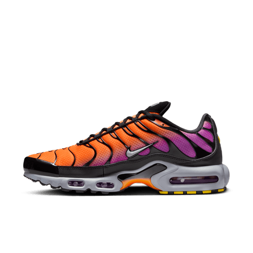 Nike - Air Max Plus ~ Black