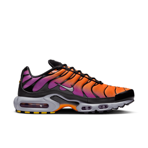 Nike - Air Max Plus ~ Black