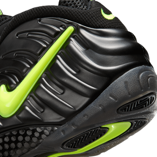 Nike - Air Foamposite Pro "Voltage"
