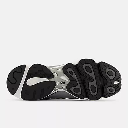 New Balance - 1000 ~ Black