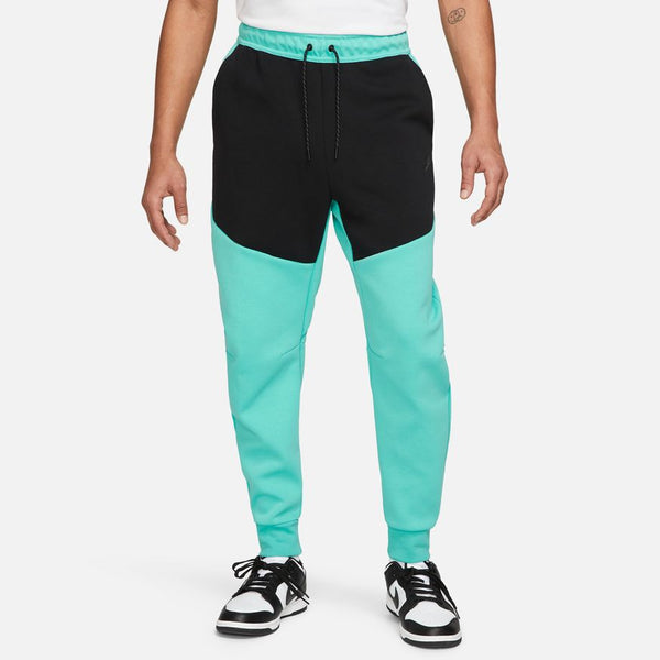 Nike - Sportswear Tech Fleece Joggers
